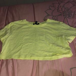 highlighter yellow cropped tee!!